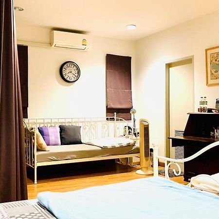 방콕 Autta House 아파트 외부 사진