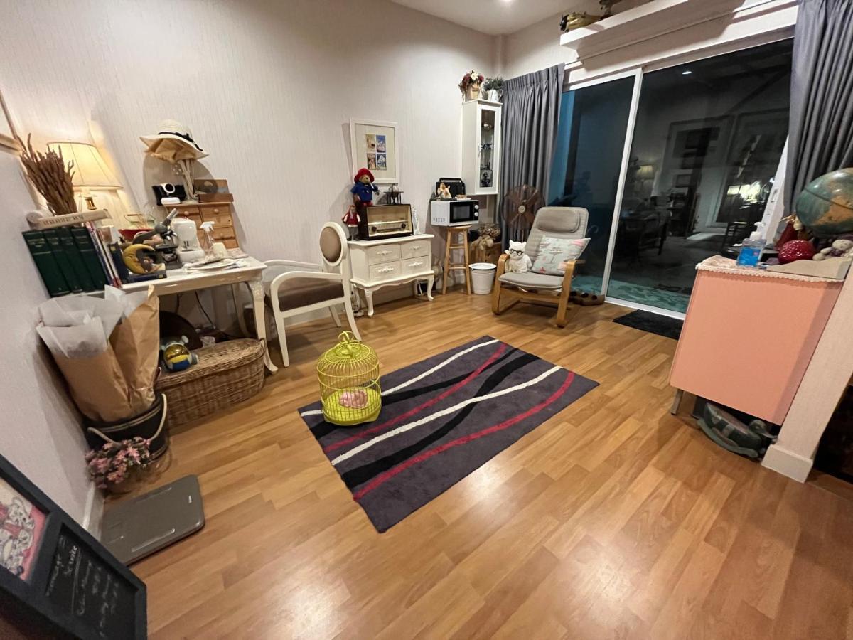 방콕 Autta House 아파트 외부 사진