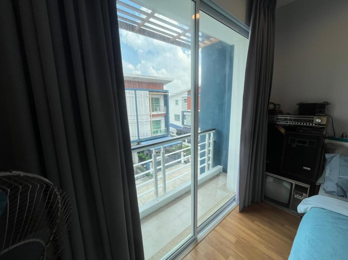 방콕 Autta House 아파트 외부 사진