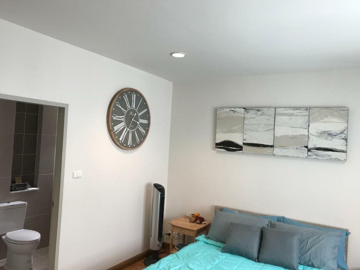 방콕 Autta House 아파트 외부 사진